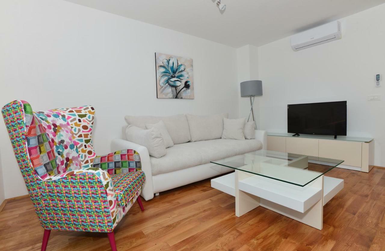 Apartman Dominik Makarska Ngoại thất bức ảnh