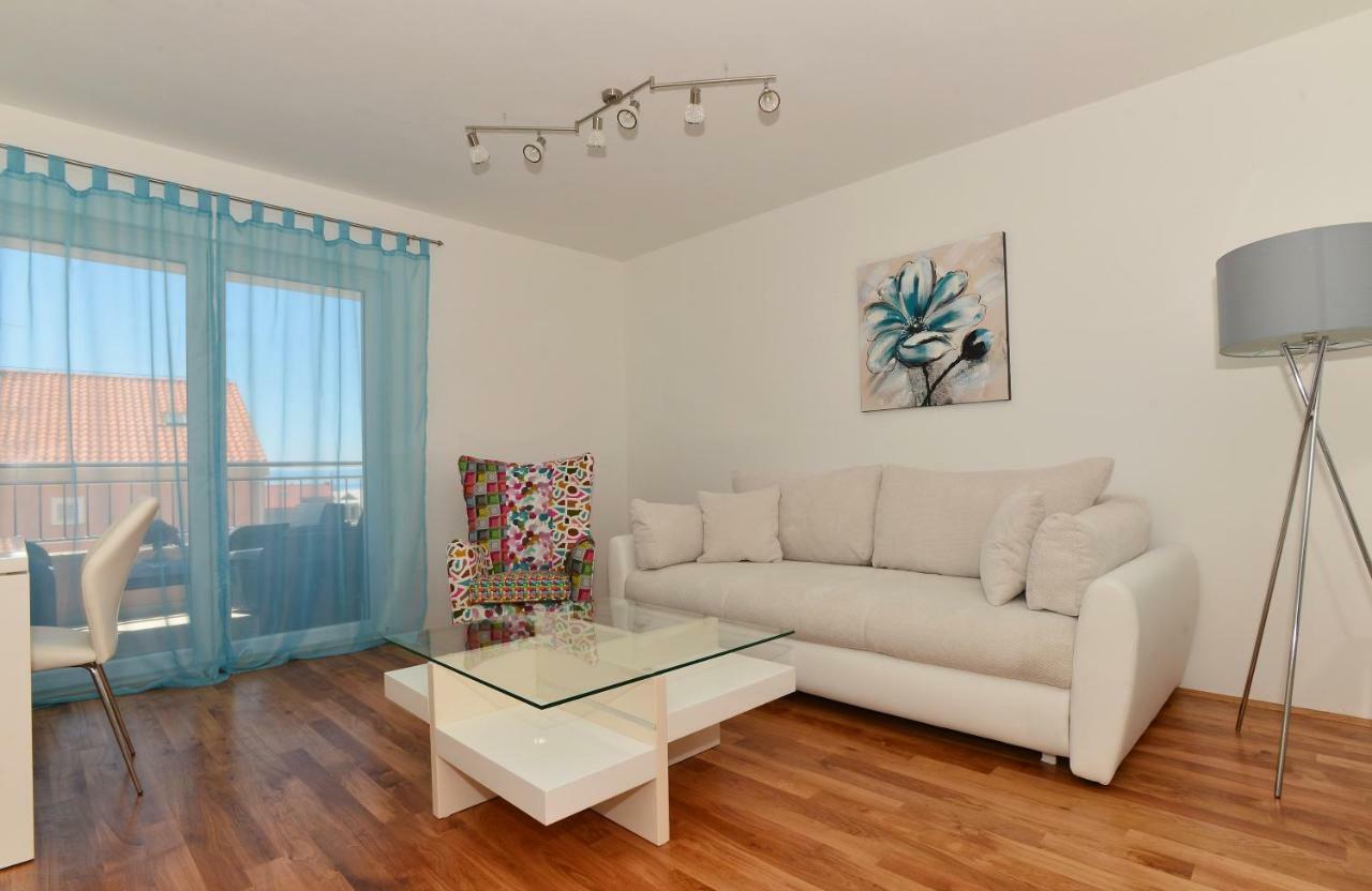 Apartman Dominik Makarska Ngoại thất bức ảnh