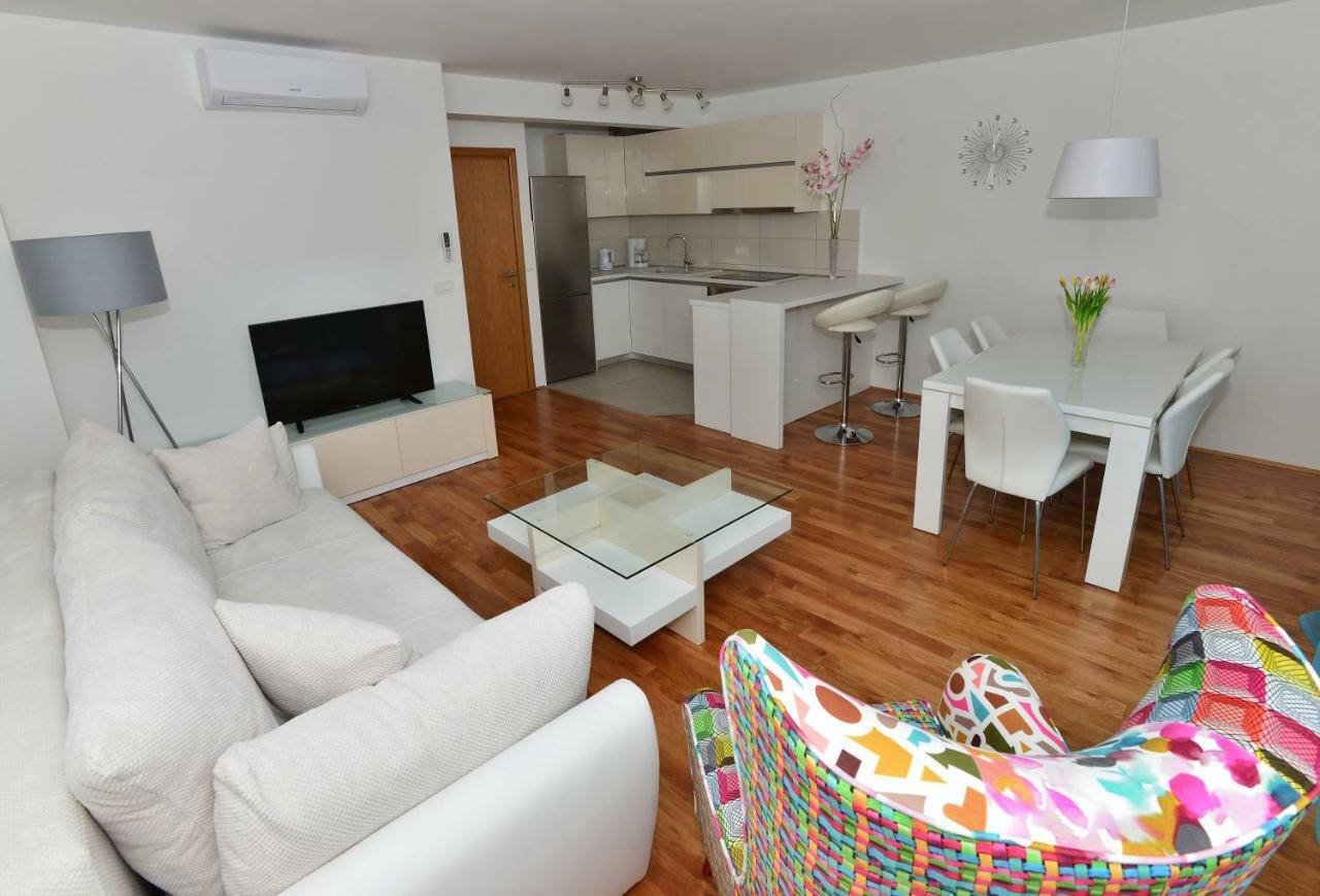 Apartman Dominik Makarska Ngoại thất bức ảnh
